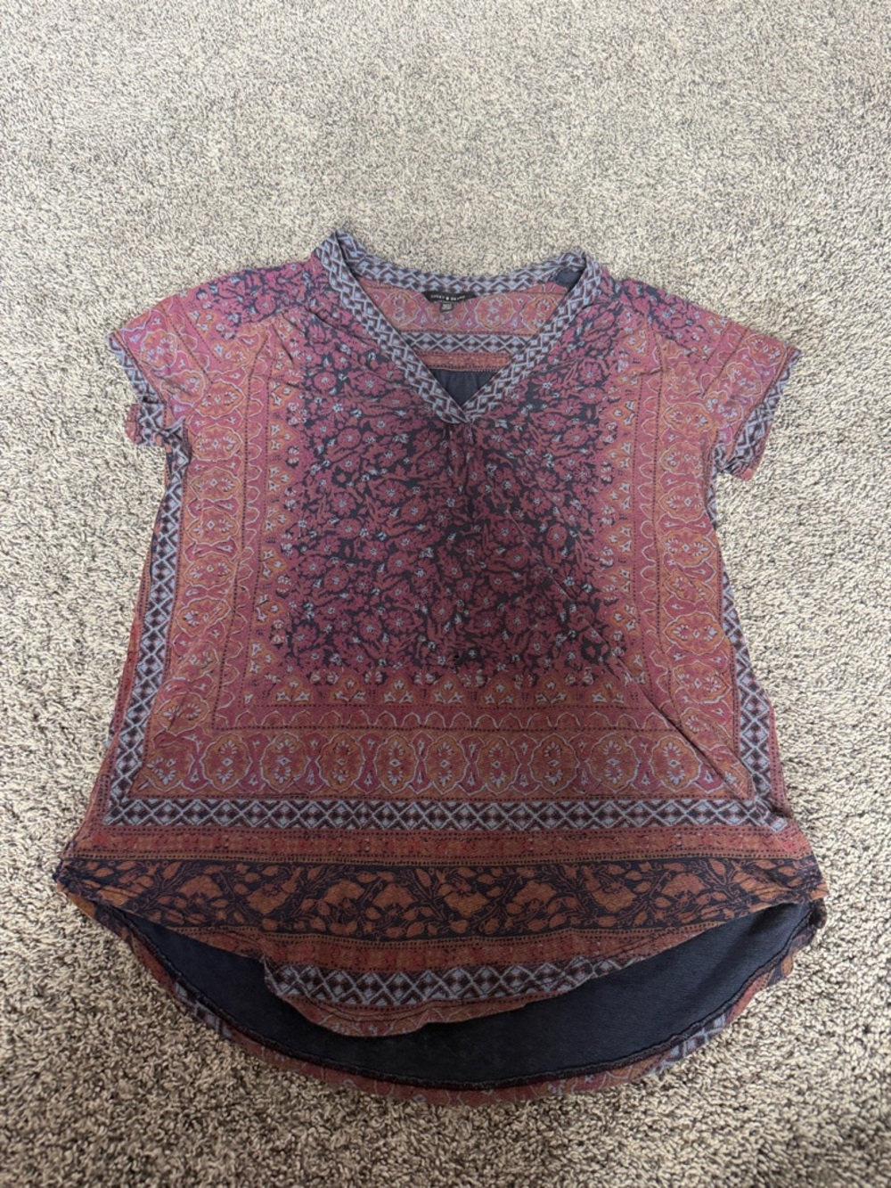 Women's V-Neck Short Sleeve Top in Rust Floral